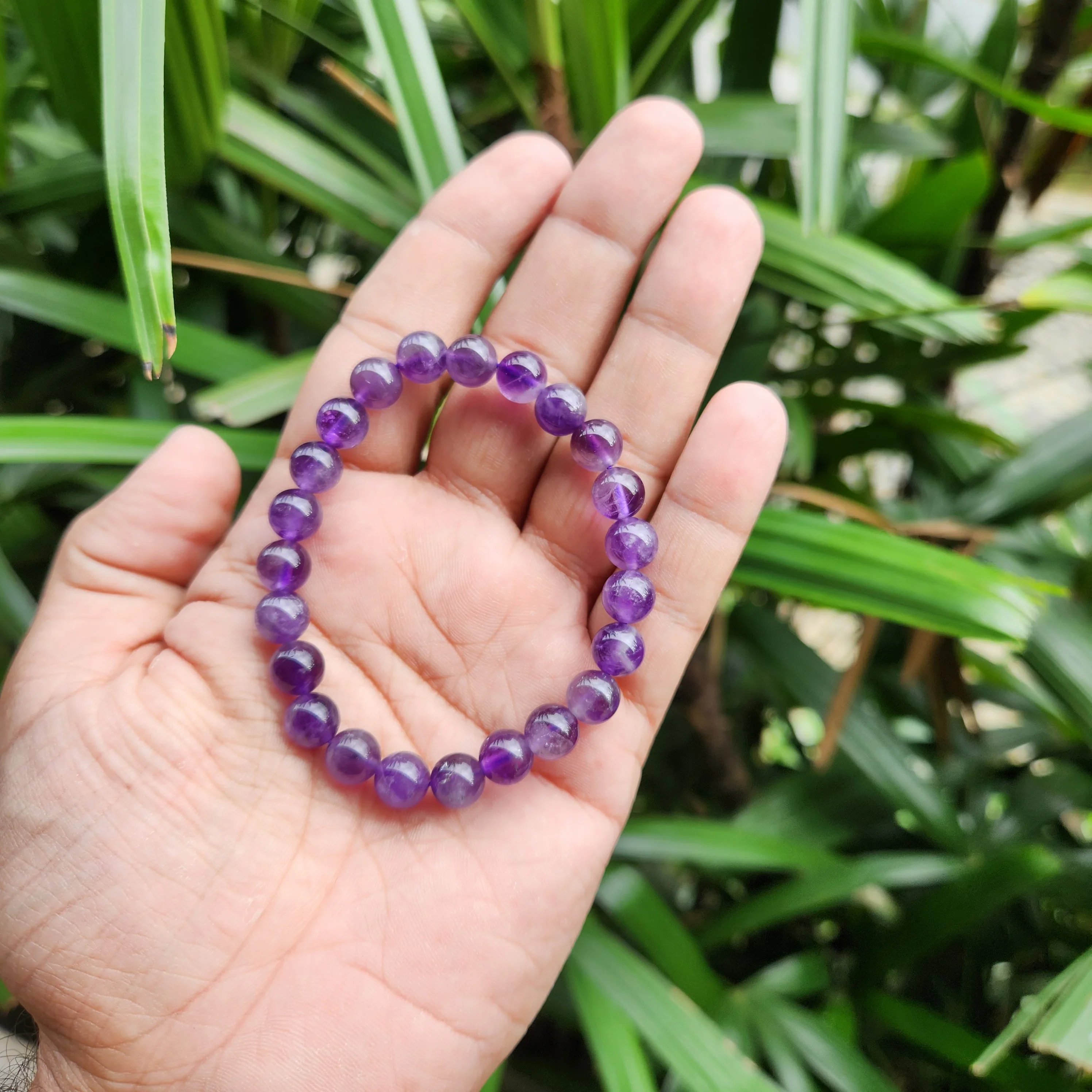 Amethyst Healing Crystal–Natural Energy Stone for Spiritual Growth & Protection