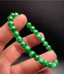 Jade Bracelet–Stone of Prosperity, Harmony & Good Fortune